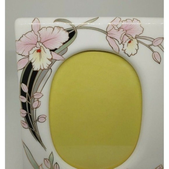 Vintage Ceramic Picture Frame Decorative Photo Frame Made in Japan 5 1/4x3 3/4 - Picture 11 of 12